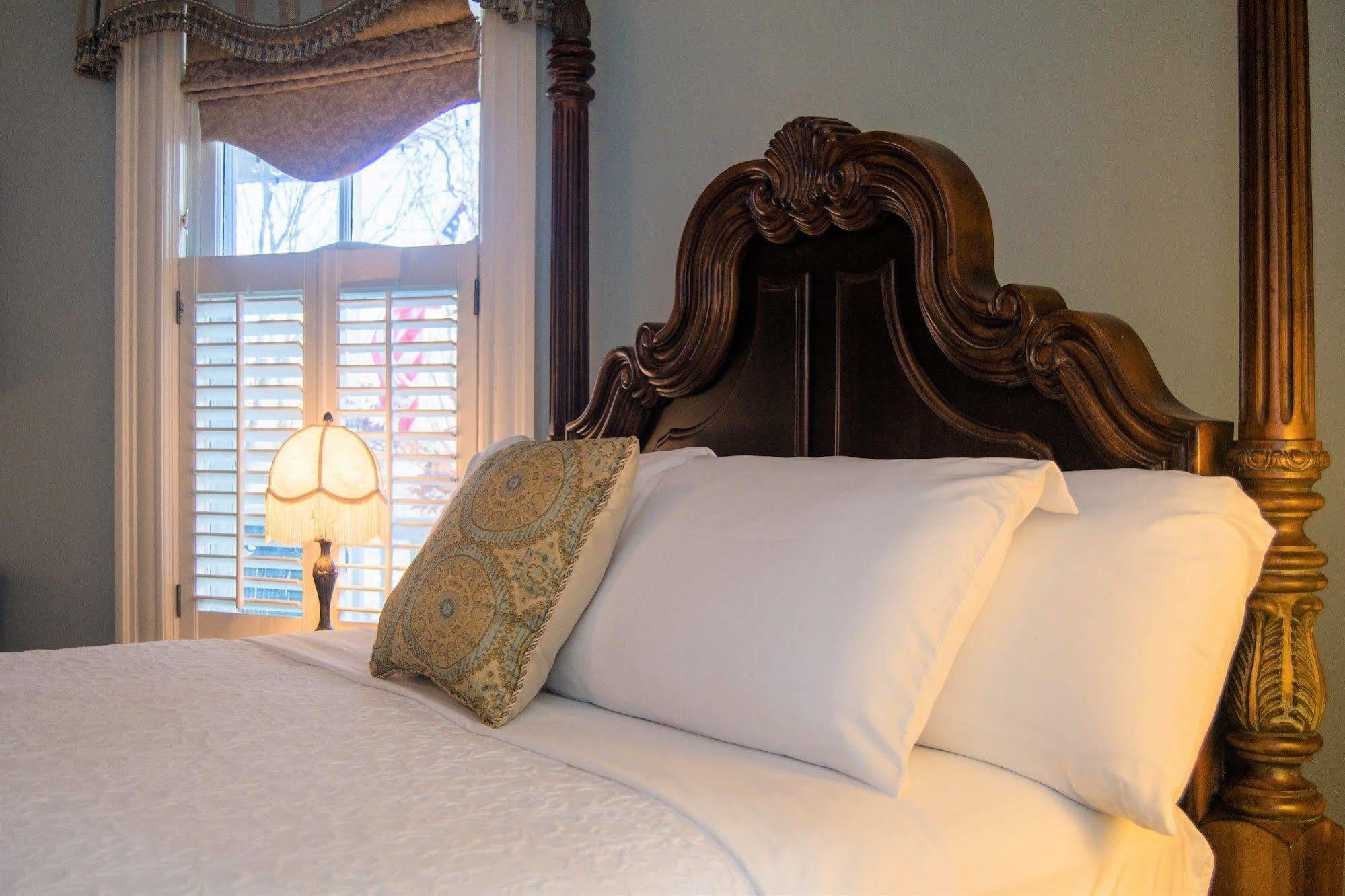 Oak Hill On Love Lane Bed And Breakfast Inn Waynesville Kültér fotó