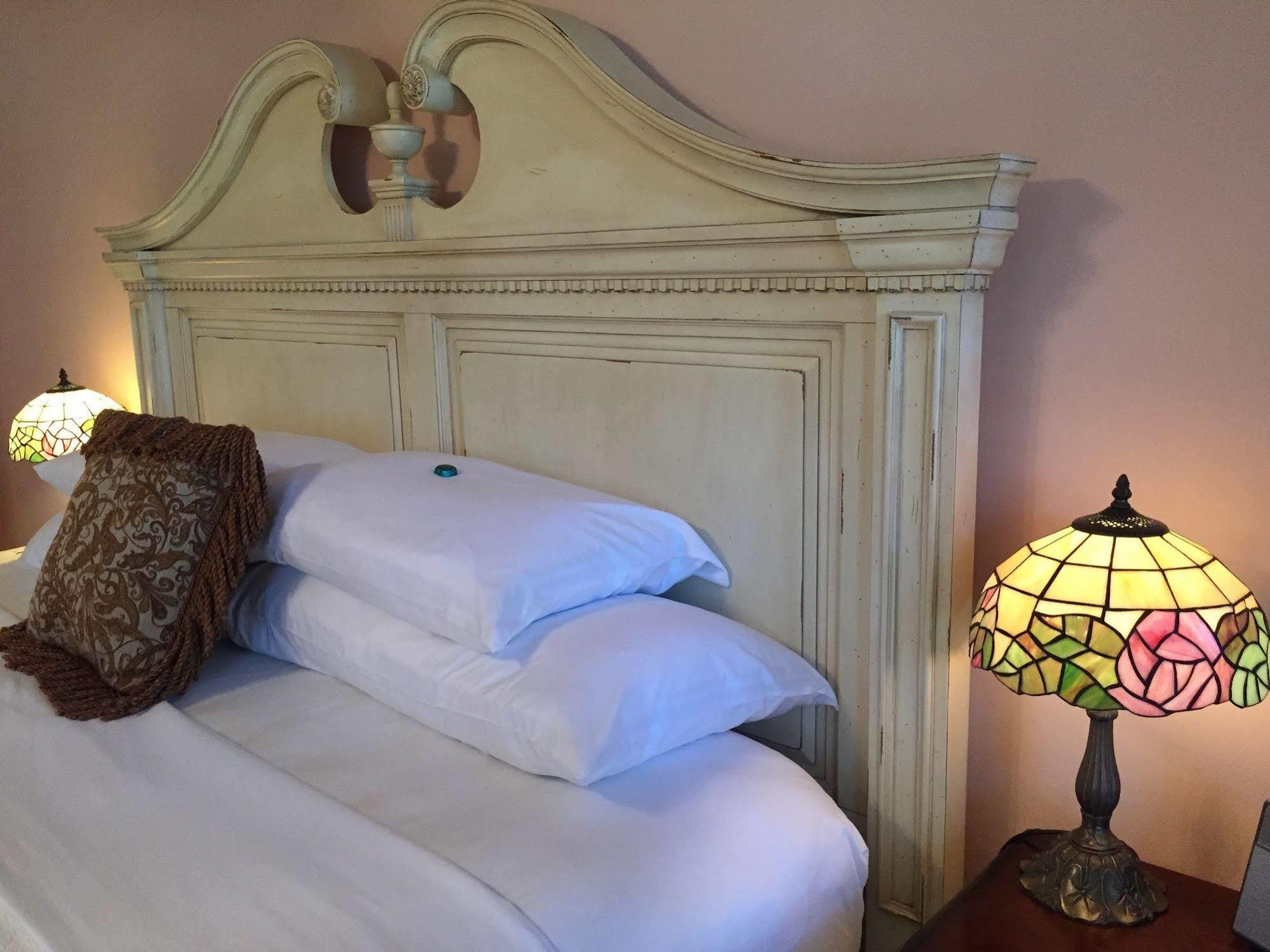 Oak Hill On Love Lane Bed And Breakfast Inn Waynesville Kültér fotó